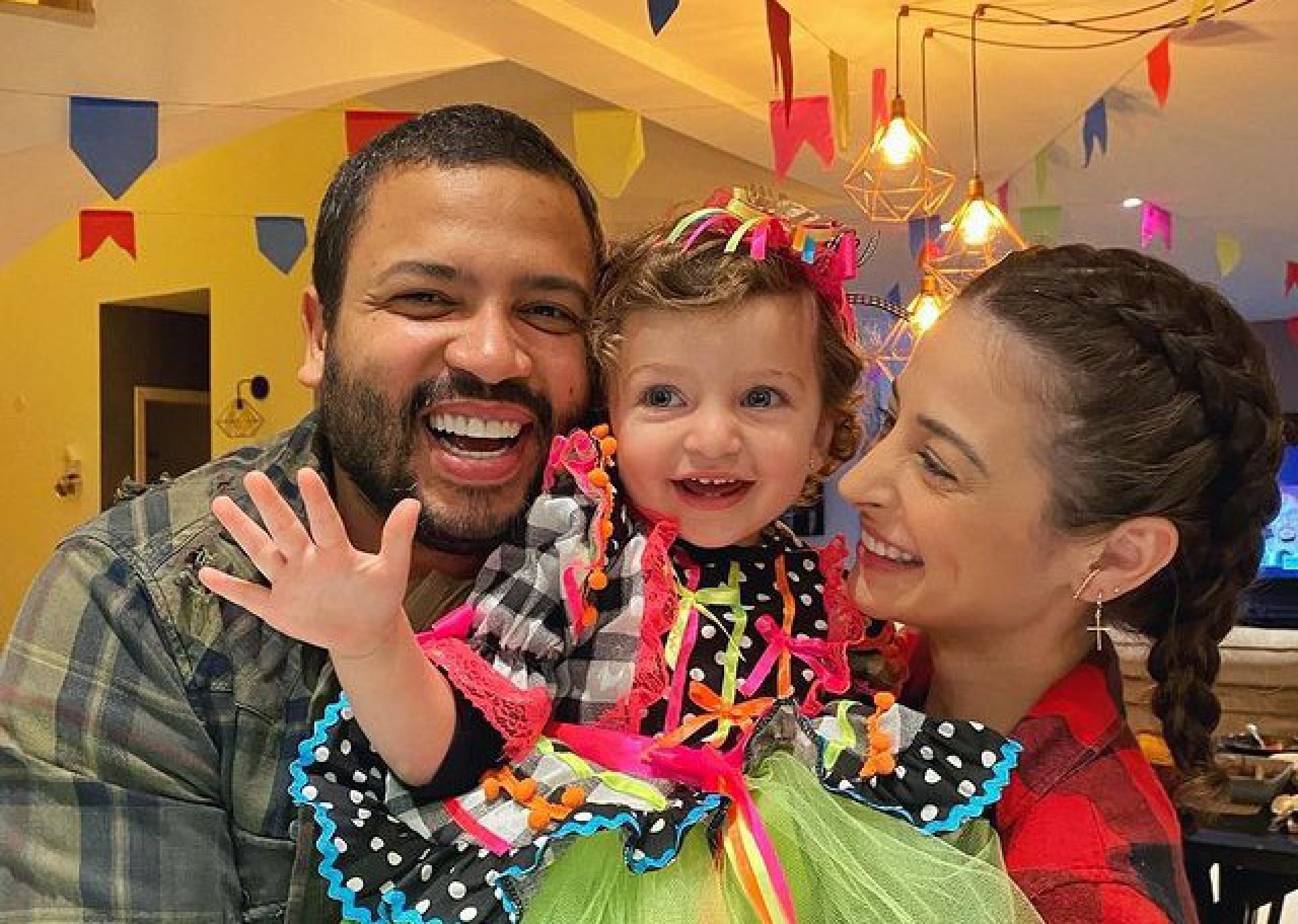 Esposa de Projota revela que filha desenvolveu 'fobia social' durante a pandemia