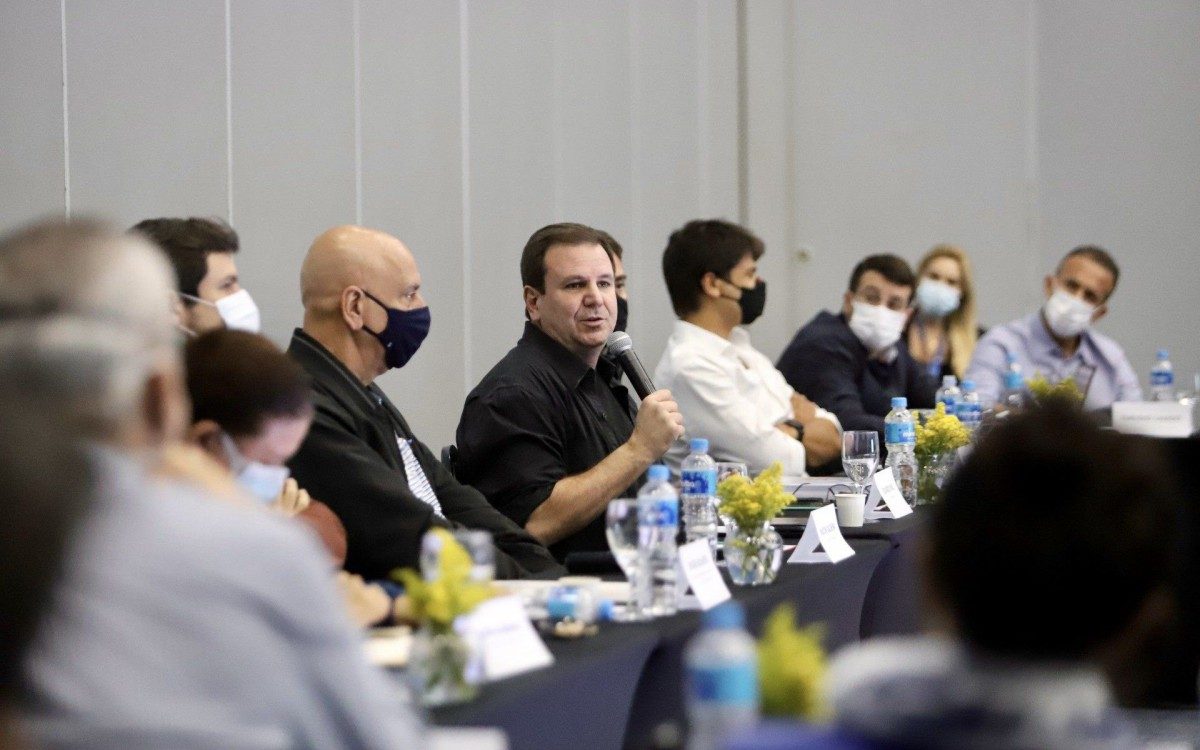 A convite do prefeito, o governador de S&atilde;o Paulo, Jo&atilde;o Doria, participou da reuni&atilde;o