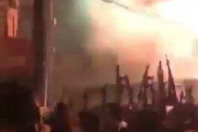 Vila Vintém vira reduto de bailes com fuzis e aglomerações durante pandemia