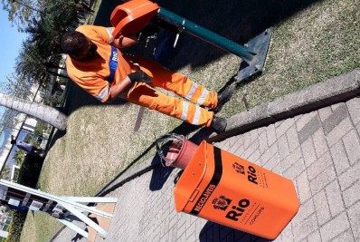 Prefeitura do Rio recebe doação de 400 lixeiras de plástico reciclado