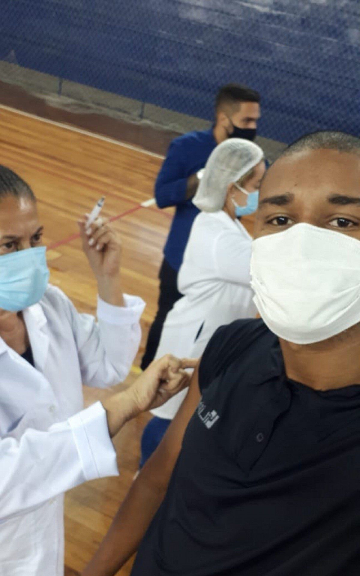 Professores da rede j&aacute; est&atilde;o imunizados com a vacina contra a Covid