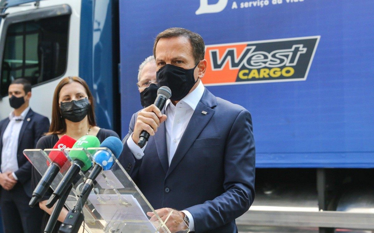 Nova entrega de vacinas CoronaVac ao Minist&eacute;rio da Sa&uacute;de