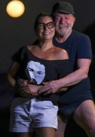 Lula ironiza conservadores no Twitter: 'Vamos precisar dos nossos coxões para derrotar esses coxinhas'