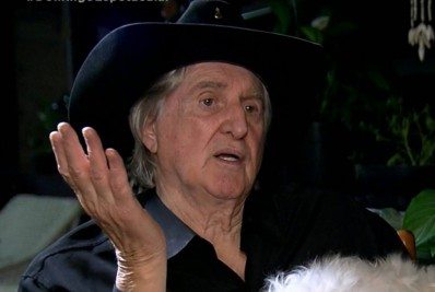 Record é alvo de críticas após entrevista com Sergio Reis: 'Lixo'