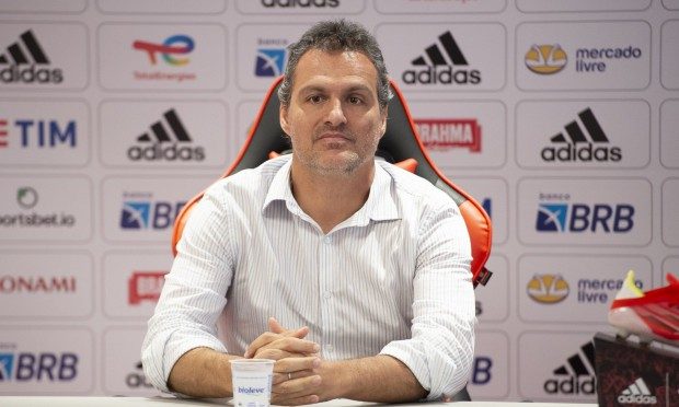 G1 - Clube de Xadrez de Petrópolis faz 35 anos e recebe maior jogador do  país - notícias em Região Serrana