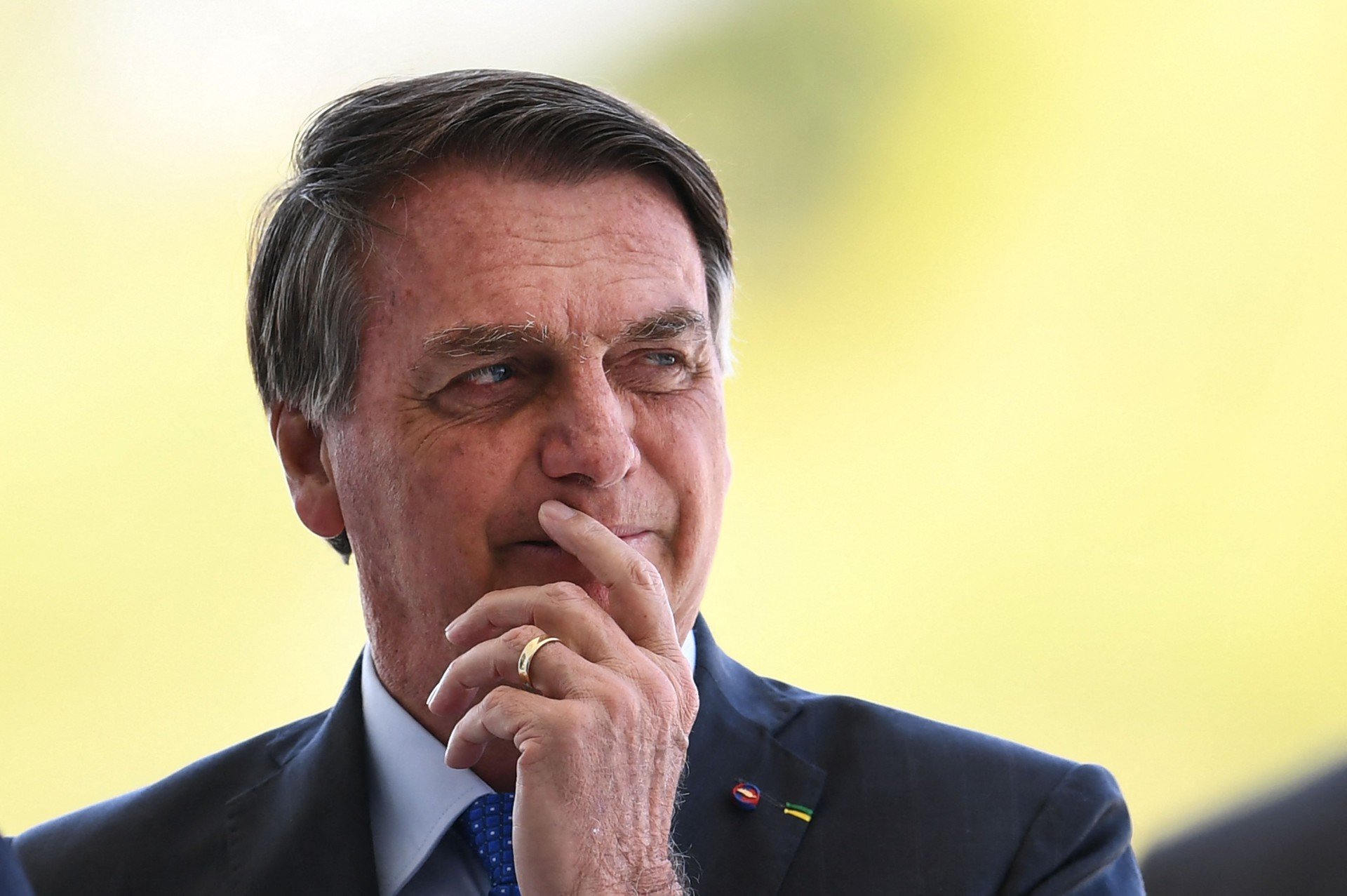 Em recado ao STF, Bolsonaro fala em ‘enquadrar’ quem não respeita a Constituição