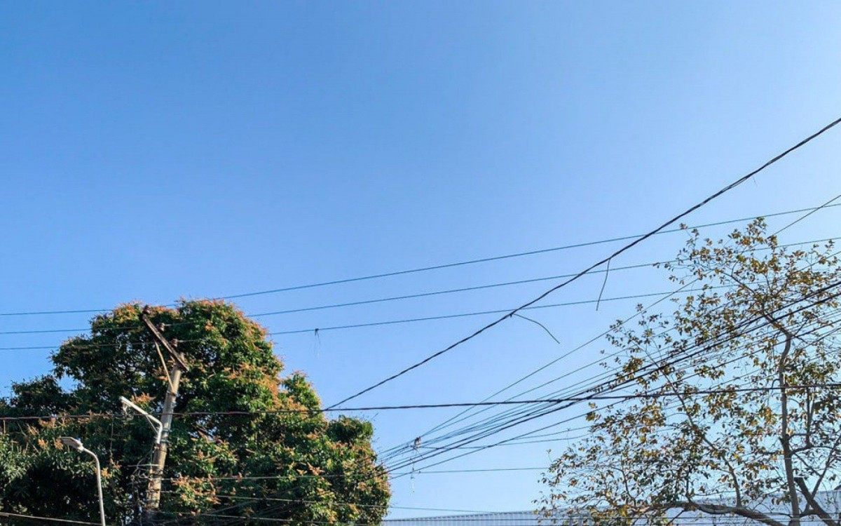 A nova Escola Municipal Carlos Teixeira recebia o nome de Escola Municipal Jardim Metr&oacute;pole e foi totalmente revitalizada