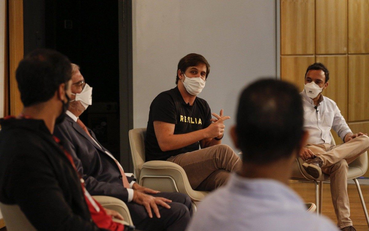 Segundo dia do F&oacute;rum Movimento Rio em Frente teve como tema Desafio dos empres&aacute;rios . Foto: Eduardo Uzal