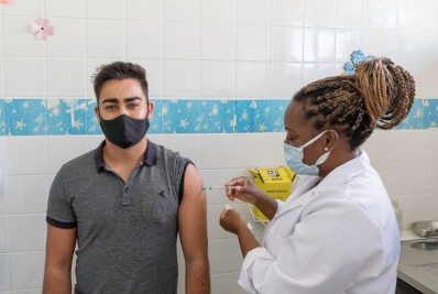 Porto Real vacina jovens de 21 anos ou mais nesta quarta-feira