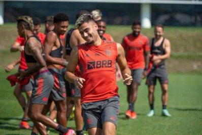Com Andreas Pereira de titular, Flamengo divulga escalação para encarar o Palmeiras