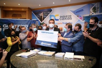 Caxias recebe R$ 605 milhões em recursos da venda da Cedae