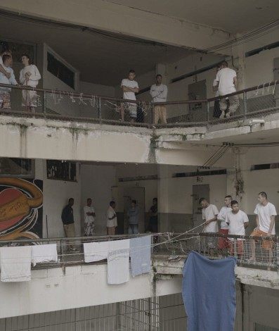 Cena do documentário 'Encarcerados' - Fernando Grostein Andrade