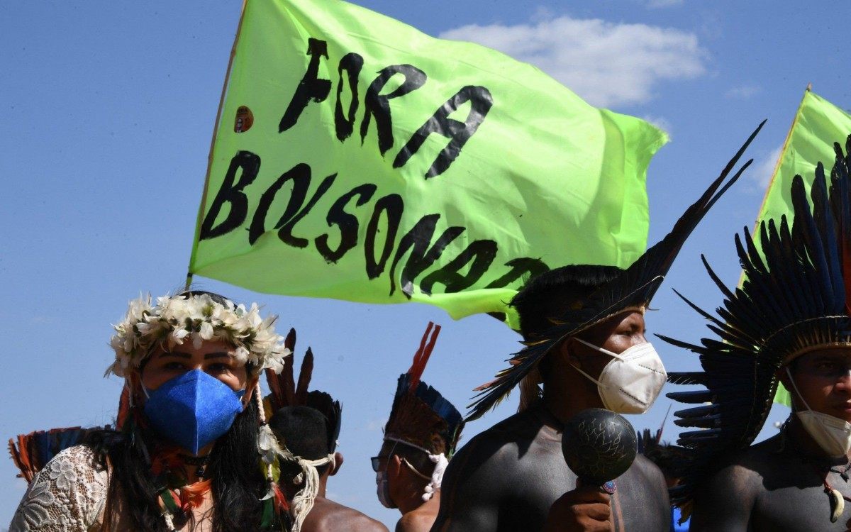 Indígenas protestam em Brasília por audiência crucial sobre demarcação de terras