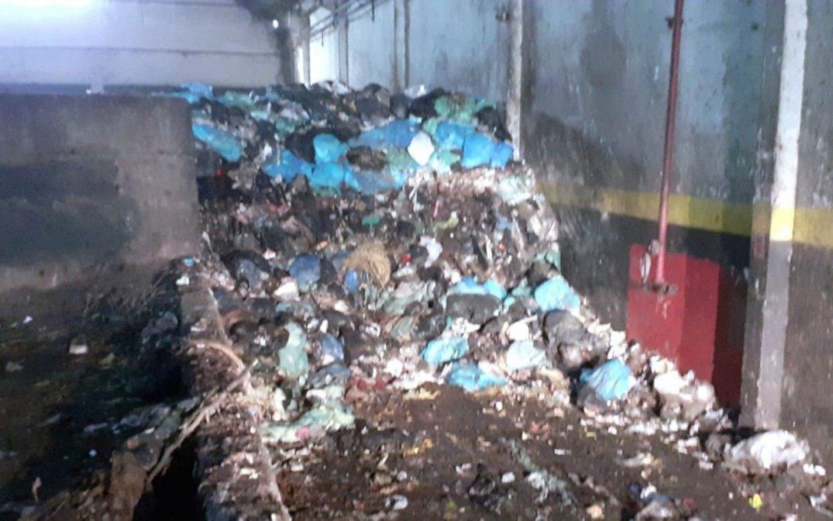 Lixão foi desativado e esvaziado nesta quarta-feira - Divulgação/Comlurb