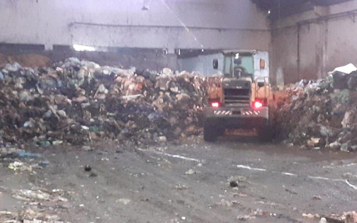 Lixão foi desativado e esvaziado nesta quarta-feira - Divulgação/Comlurb