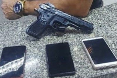 Homem é preso em flagrante após roubar passageiros de ônibus em Meriti