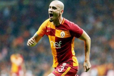 Ex-jogador da Seleção critica possibilidade de zagueiro defender o Flamengo: 'Lento e pesado'