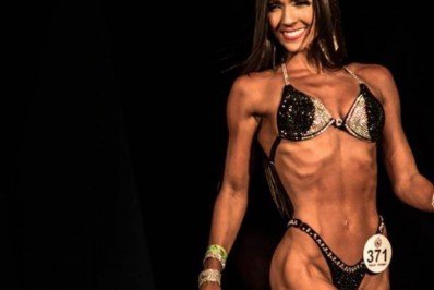 Atleta de fisiculturismo de Saquarema é convidada para o Arnold Classic Europa