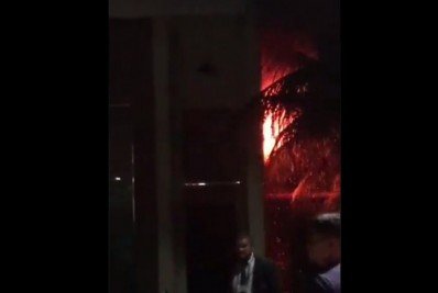 Casa de ex-atacante de Botafogo e Fluminense pega fogo em Fortaleza