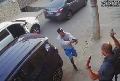 Vídeo: câmera de segurança registra momento em que moradores são assaltados em Vilar dos Teles