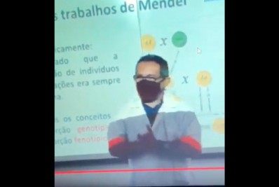 Escola afasta professor após ele dizer que feminicídio é 'culpa da mulher'