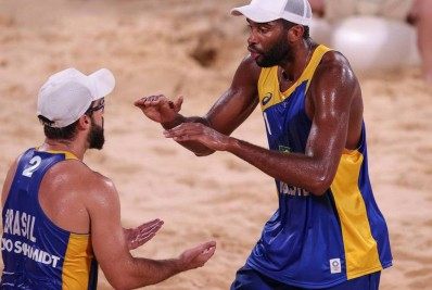 Bruno Schmidt e Evandro anunciam fim da parceria após eliminação nas Olimpíadas