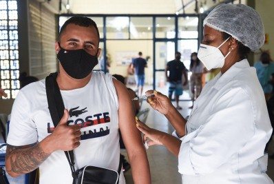 Repescagem: Campos libera vagas para vacinação contra a Covid-19 nesta sexta (27)