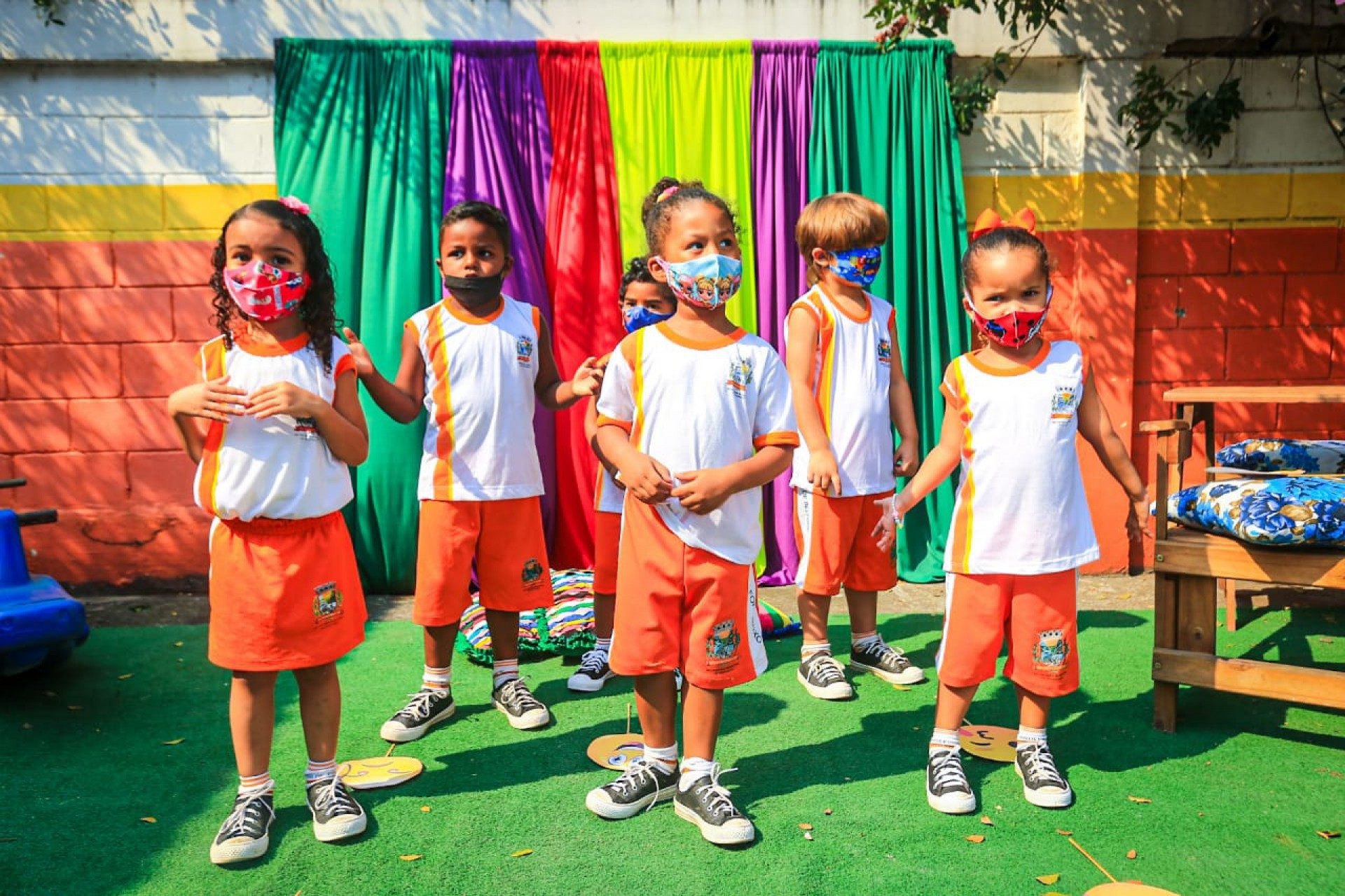 Crian&ccedil;as da Creche Am&eacute;lia da Silva Magalh&atilde;es fizeram uma apresenta&ccedil;&atilde;o - Rafael Barreto / PMBR