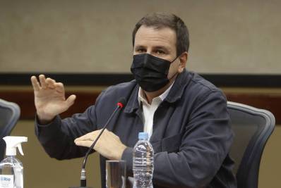 Paes envia projeto à Câmara para ampliar margem consignável de servidores para 55%