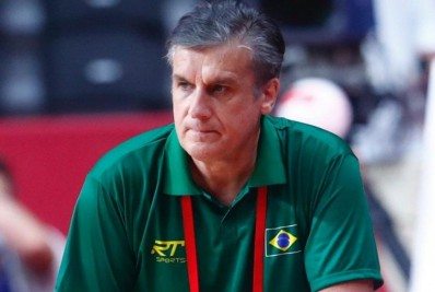 Após fracasso em Tóquio, Jorge Dueñas deixa o comando da seleção feminina de handebol