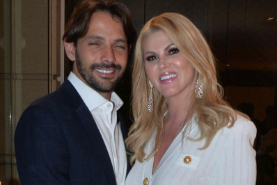 Val Marchiori anuncia fim do casamento com Thiago Castilho