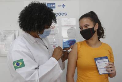 Justiça nega pedido de suspensão da obrigatoriedade do 'passaporte da vacina' no Rio