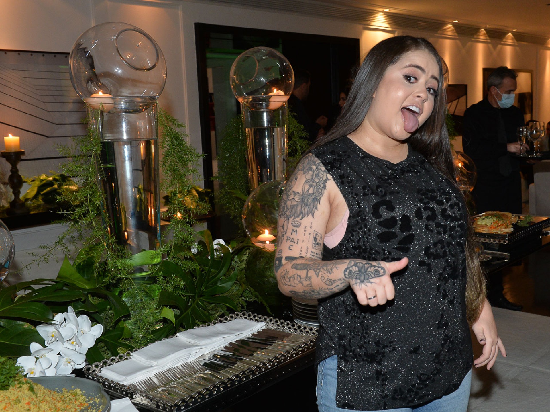 Hagda Kerolayne, irmã de Whindersson Nunes, mostra tatuagem que fez para o sobrinho, João Miguel - Francisco Cepeda / Ag. News