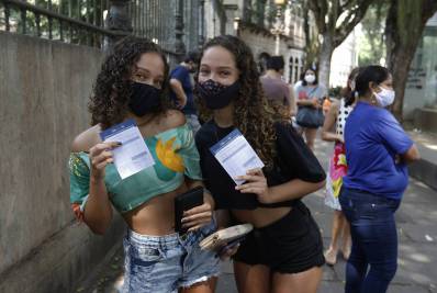Rio vacina meninas de 16 anos nesta segunda; confira as outras cidades