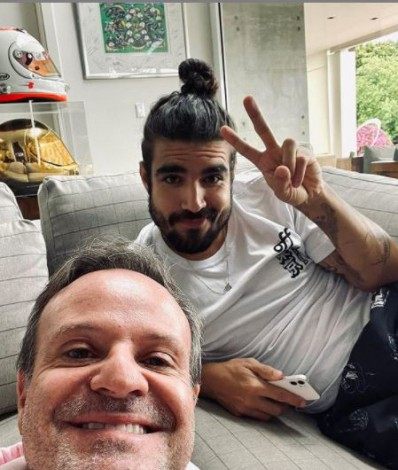 Caio Castro e Rubens Barrichello - Reprodução