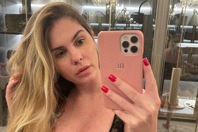 Bárbara Evans se emociona ao falar sobre dificuldade para engravidar: 'Já estava chorando'