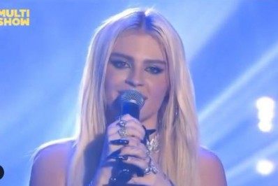 Vídeo! Luísa Sonza canta sucesso de Ariana Grande e é elogiada