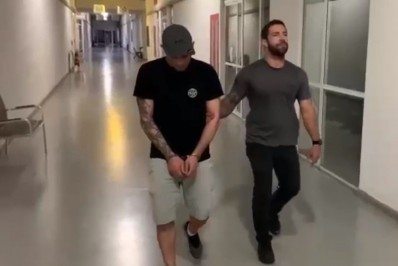 Lutador de MMA é preso por comercializar drogas para jovens de classe média