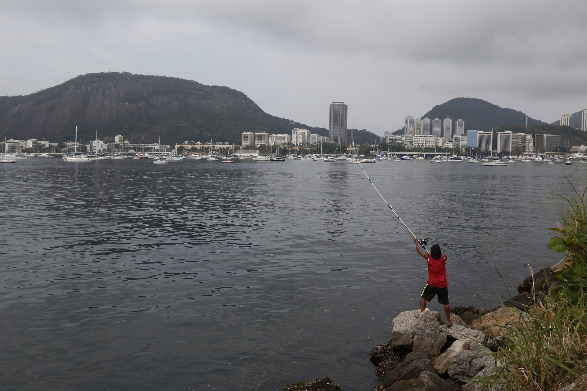 Tempo segue inst&aacute;vel na cidade do Rio com chuva a qualquer momento - Reginaldo Pimenta / Agencia O Dia