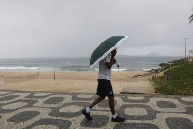 Rio entra em estágio de mobilização, e previsão é de chuva ao longo da terça