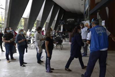 Confira o funcionamento de unidades de saúde durante feriadão; vacinação contra covid-19 será na segunda