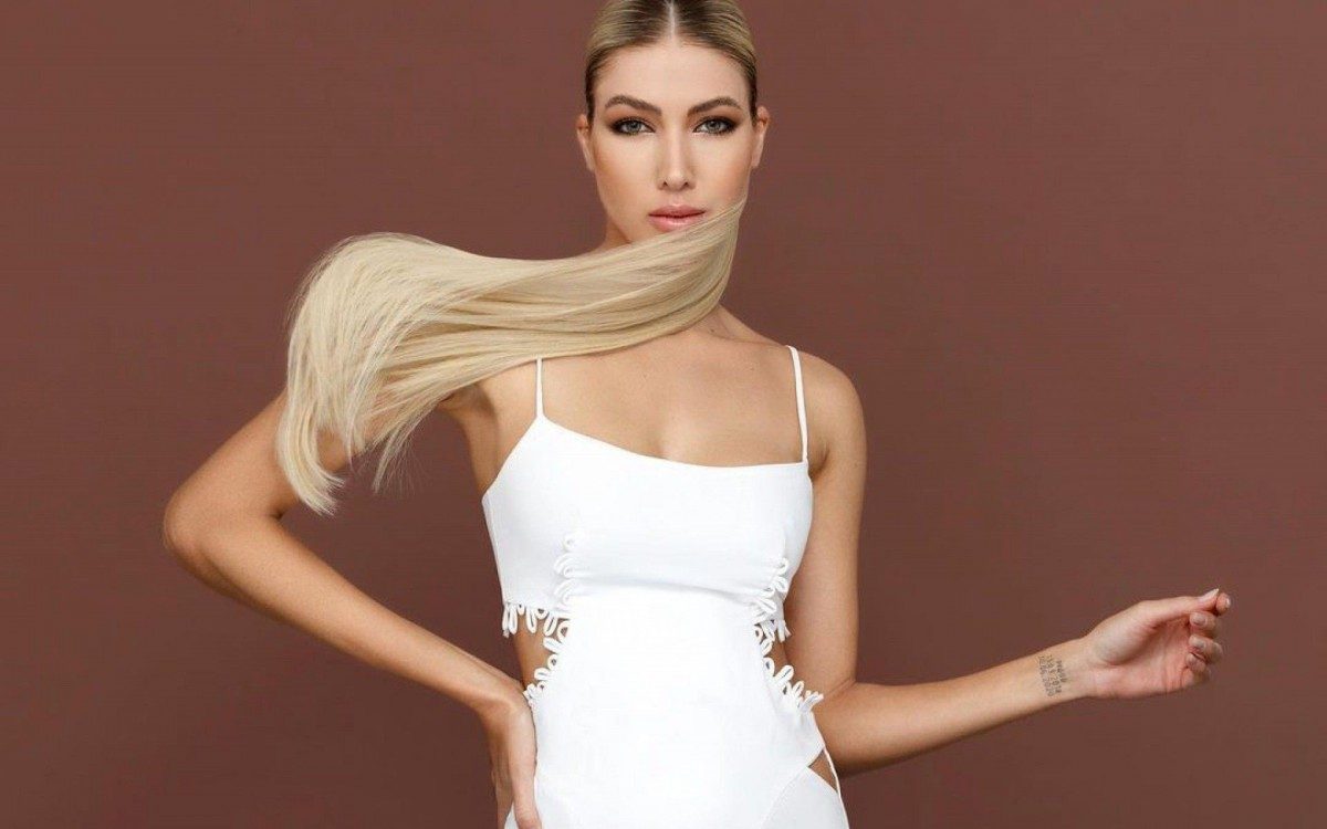 Carol Valen&ccedil;a