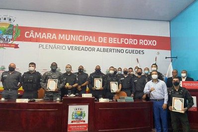 Policiais militares do 39º BPM são homenageados na Câmara de Vereadores de Belford Roxo