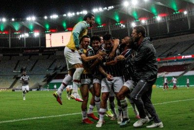 Vídeo de jogador do Fluminense em festa 'viraliza' nas redes sociais; veja