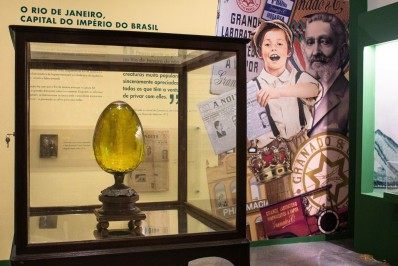 Exposição sobre os 150 anos da Granado marca a reabertura do Museu Histórico Nacional