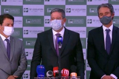 Reforma administrativa: nova mudança no parecer amplia terceirizações e contratos temporários no serviço público