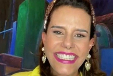 Narcisa Tamborindeguy se confunde ao falar da morte de Tarcísio Meira em live  