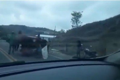 Santo Antônio de Pádua: Carro capota na RJ-186