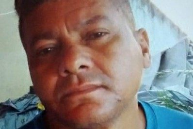 Pintor de barcos das celebridades desaparece na Baixada