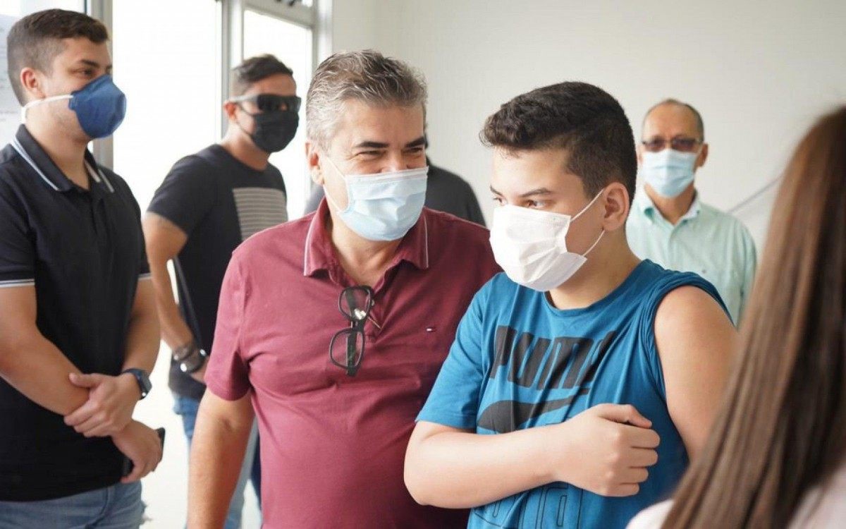 Duque de Caxias j&aacute; aplicou mais de 700 mil doses da vacina contra Covid - Divulga&ccedil;&atilde;o